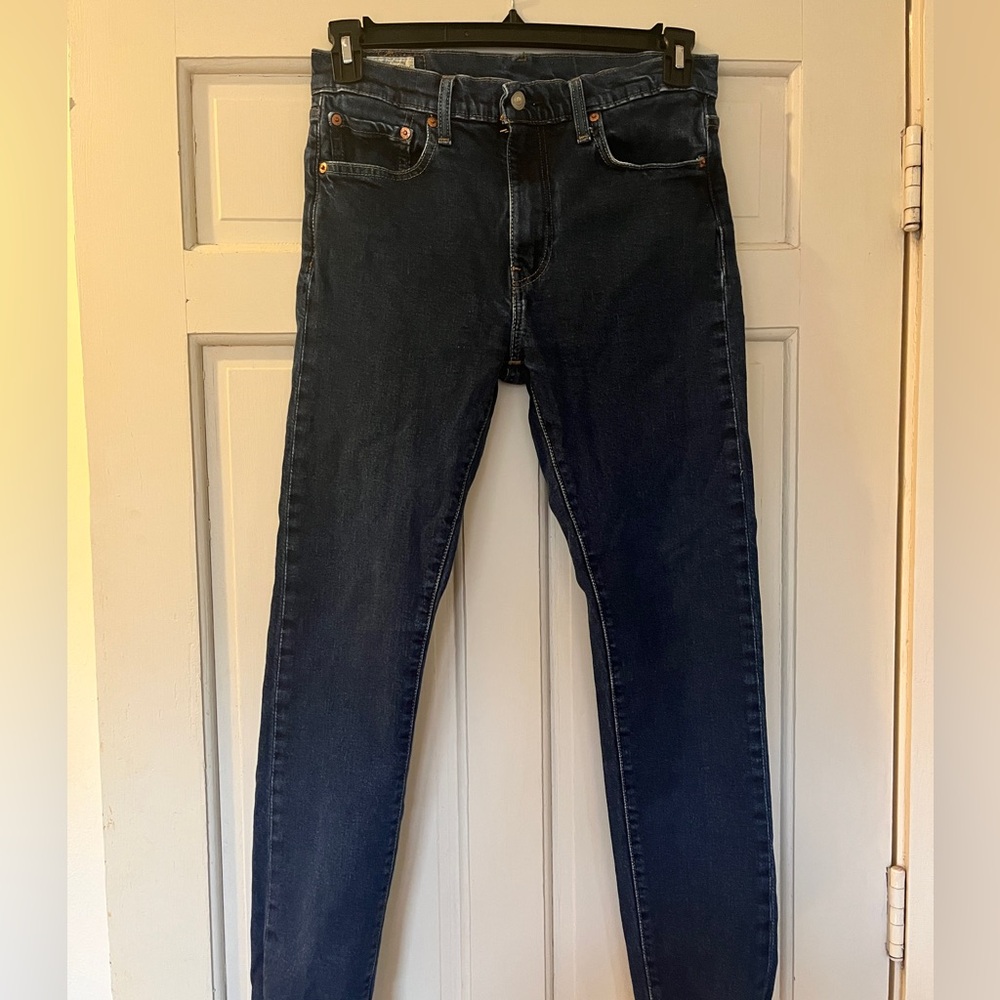 Mens Levi’s Premium 510 W32 L32 in dark wash